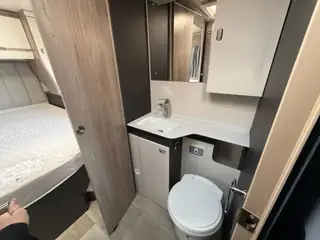 Swift Voyager 594 16