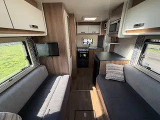 Swift Escape 612 8