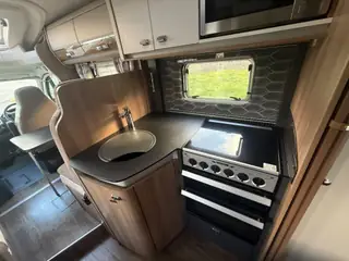 Swift Bolero 684 12