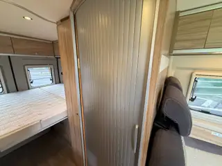 Hymer Grand-Canyon 18