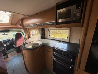 Autotrail Cherokee Frontier 9