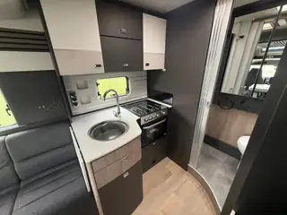 Swift Trekker 540 11
