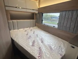 Swift Voyager 564 19