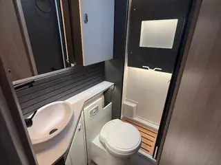 Swift Voyager 564 20