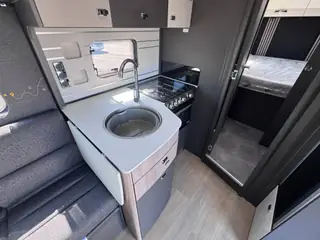 Swift Trekker 594 9