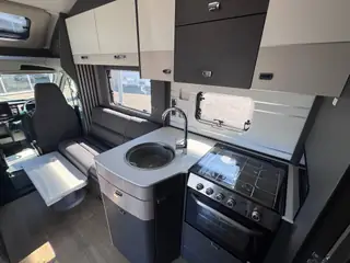 Swift Trekker 594 10