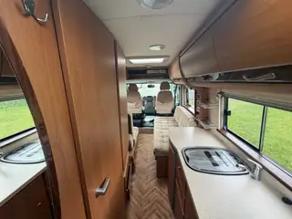 Autocruise tempo Hi top 9
