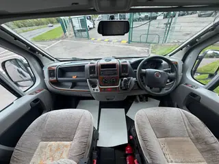 Autocruise tempo Hi top 18