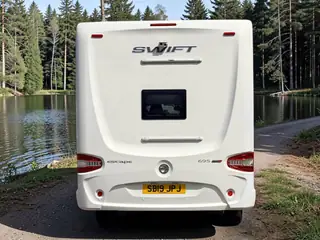 Swift Escape 695 5