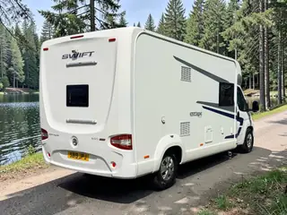 Swift Escape 695 6