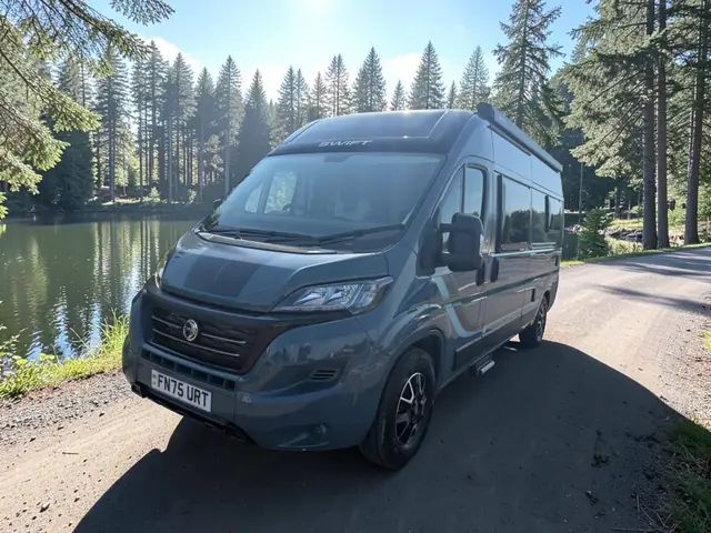 Swift Carerra 122
